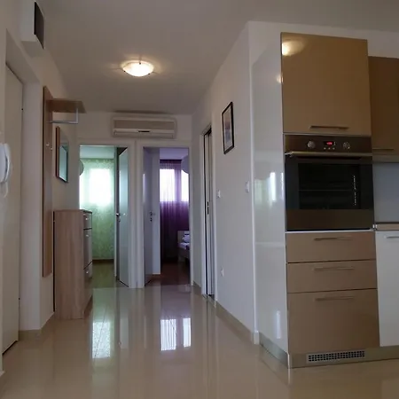 Apartamento Skalice Split